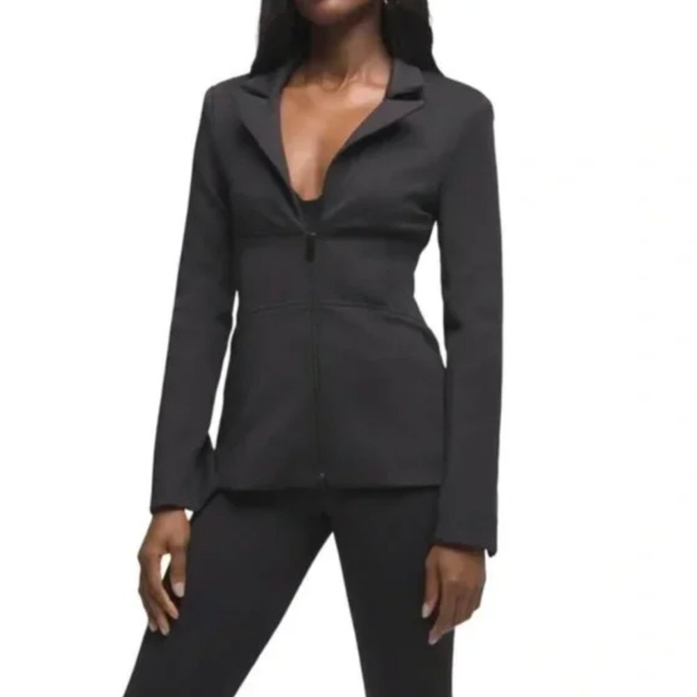 Good American Black Blazer